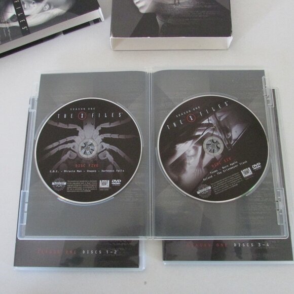 DVD The X Files Series 1, Series 2, Series 3 & Series 4 - Picture 6 of 16